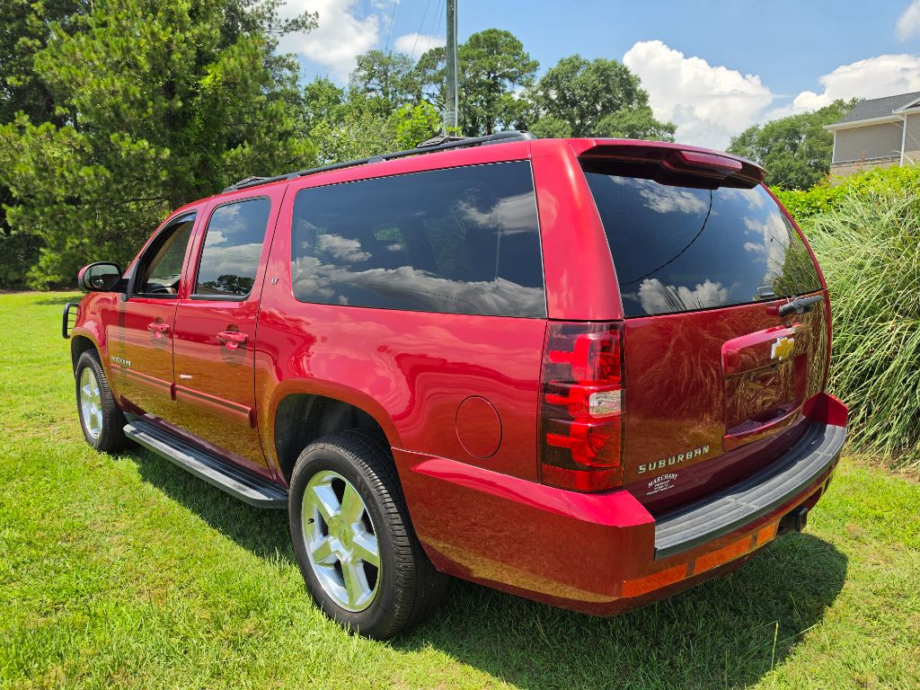 2014 Chevrolet Suburban - $6,980