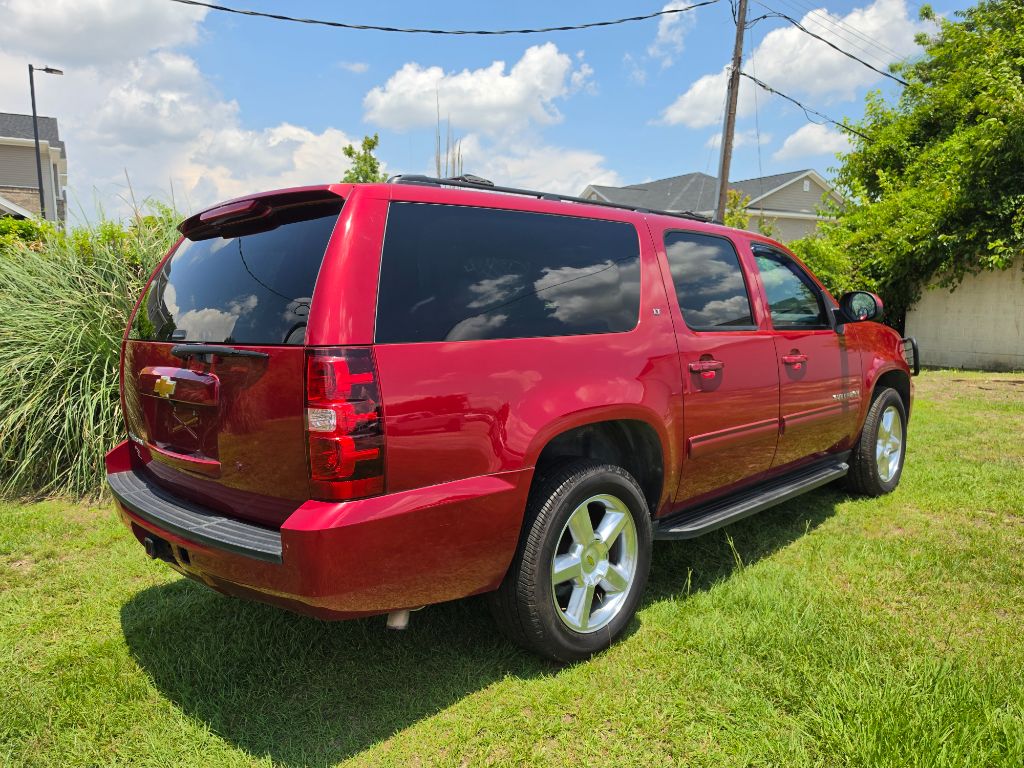 2014 Chevrolet Suburban - $6,980