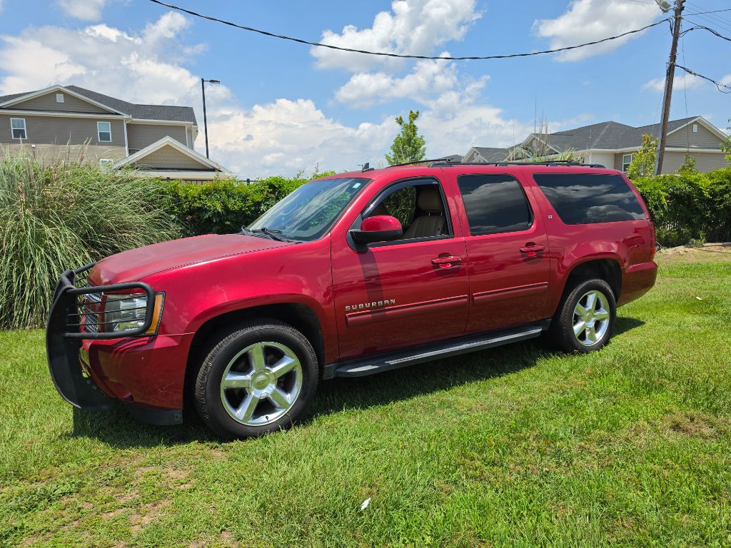 2014 Chevrolet Suburban - $6,980