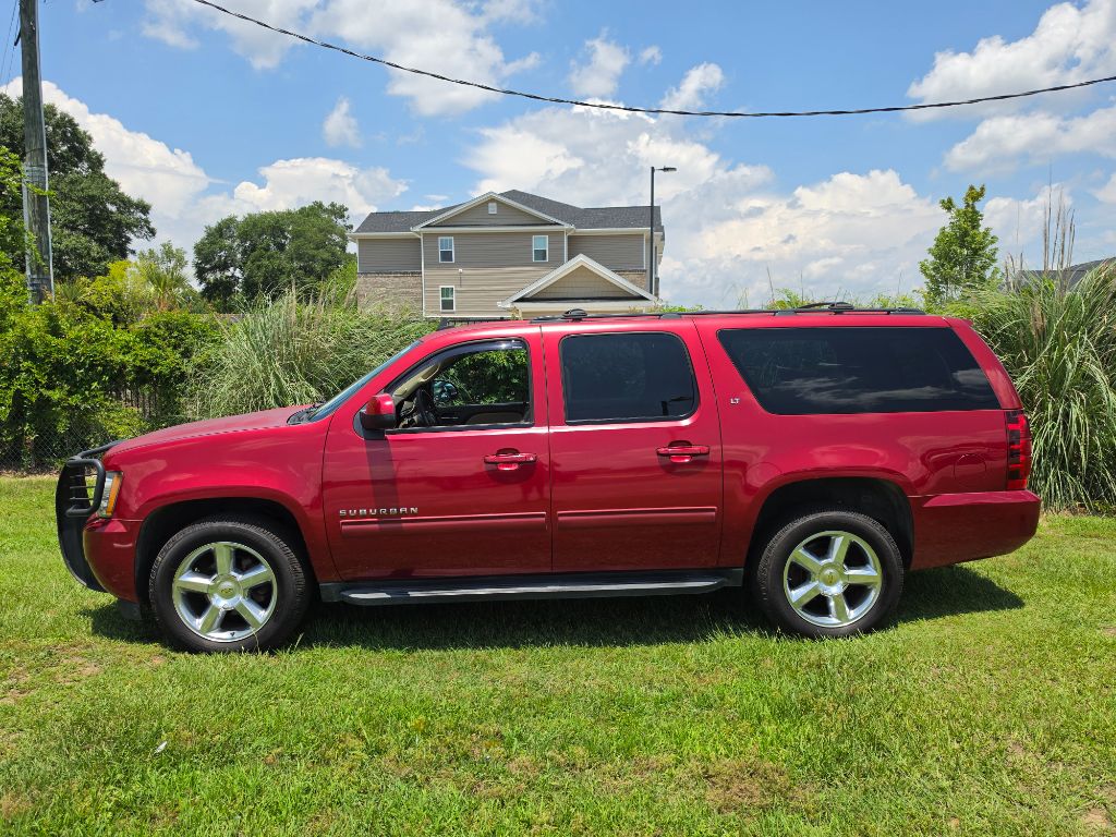 2014 Chevrolet Suburban - $6,980