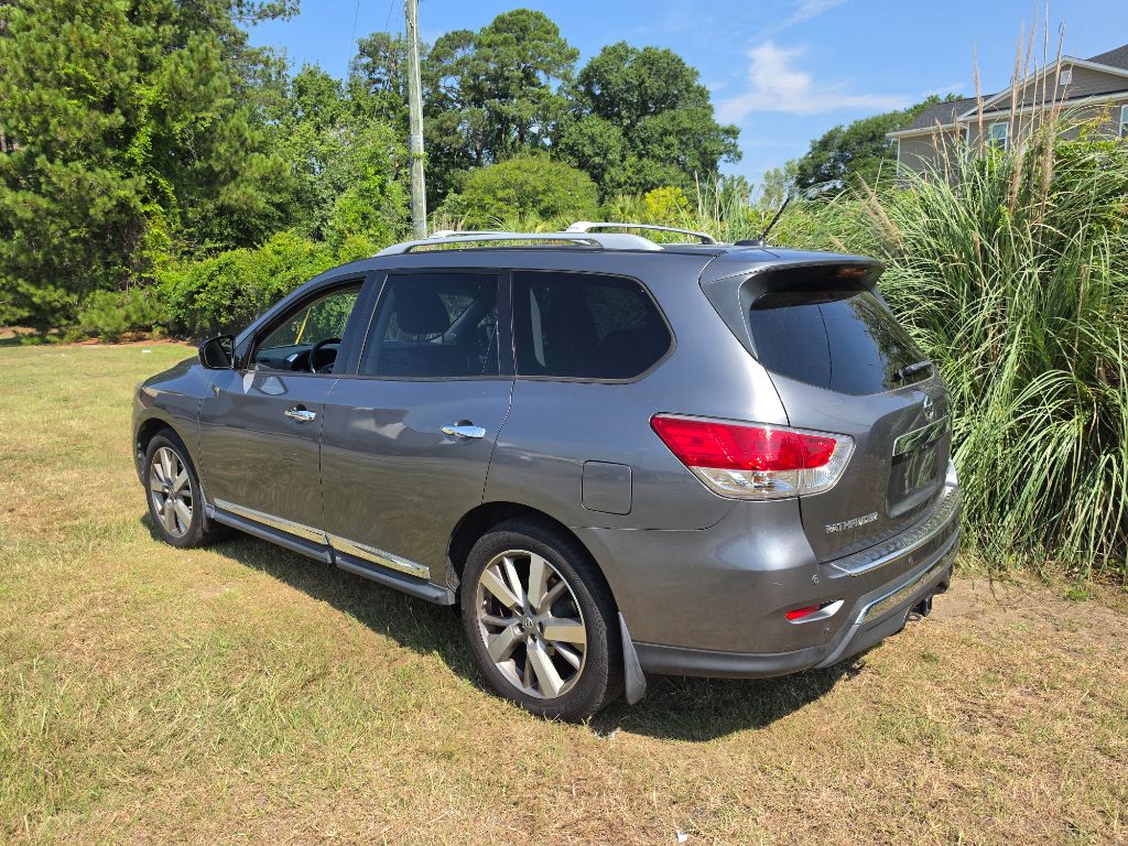 2015 Nissan Pathfinder - $5,980