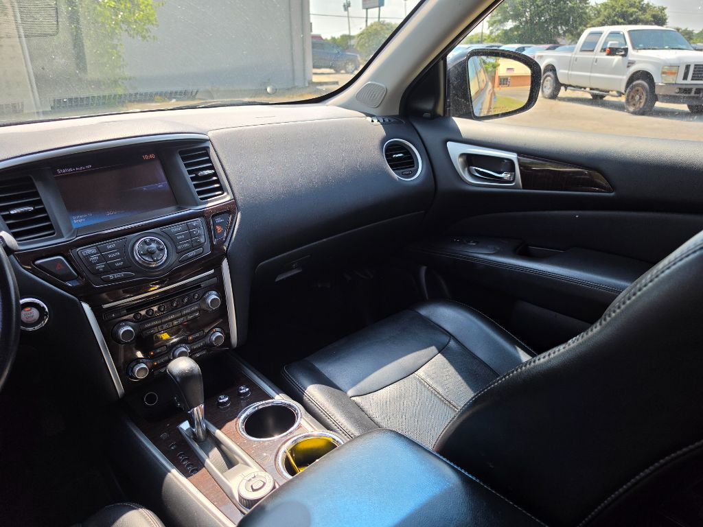 2015 Nissan Pathfinder - $5,980