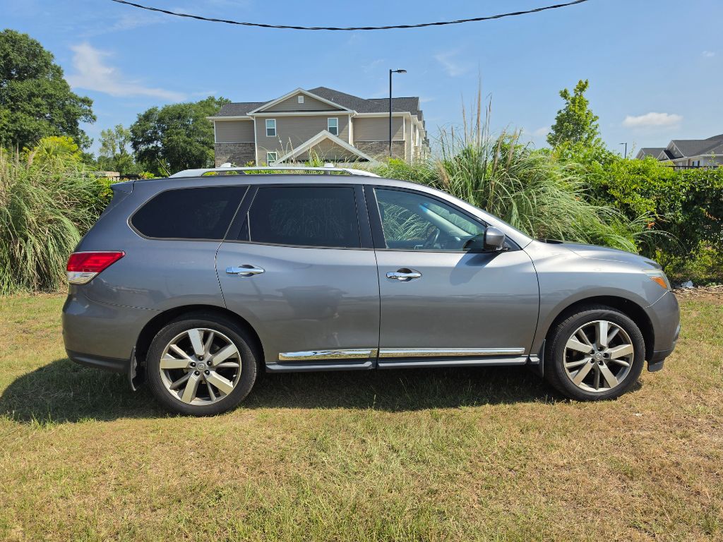 2015 Nissan Pathfinder - $5,980