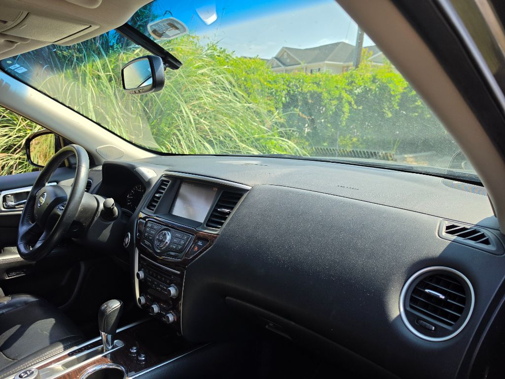 2015 Nissan Pathfinder - $5,980