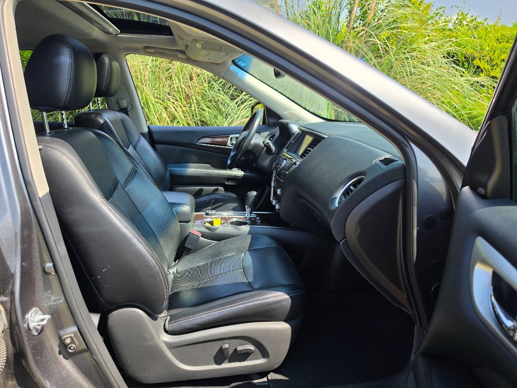 2015 Nissan Pathfinder - $5,980