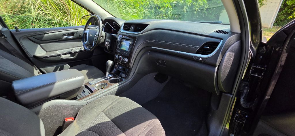 2016 Chevrolet Traverse - $6,980