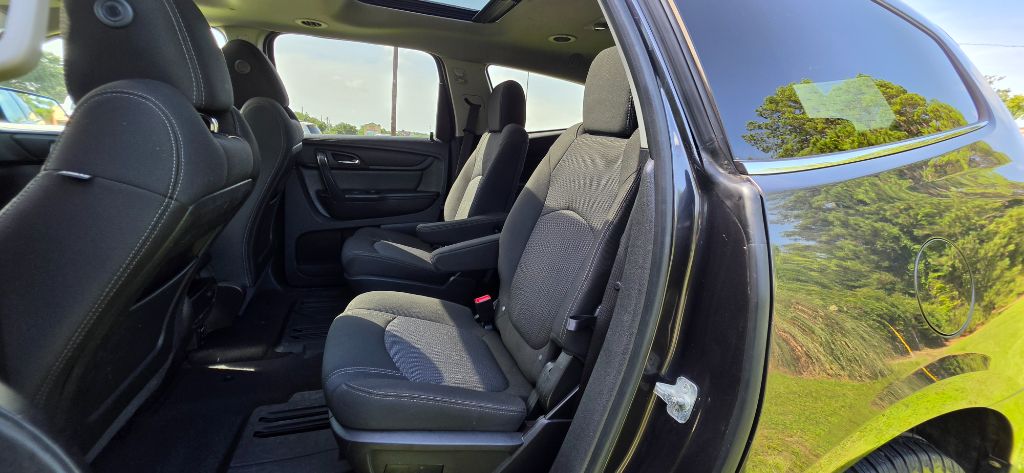 2016 Chevrolet Traverse - $6,980