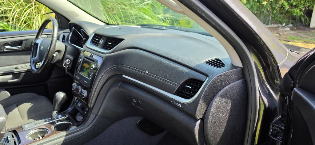 2016 Chevrolet Traverse - $6,980