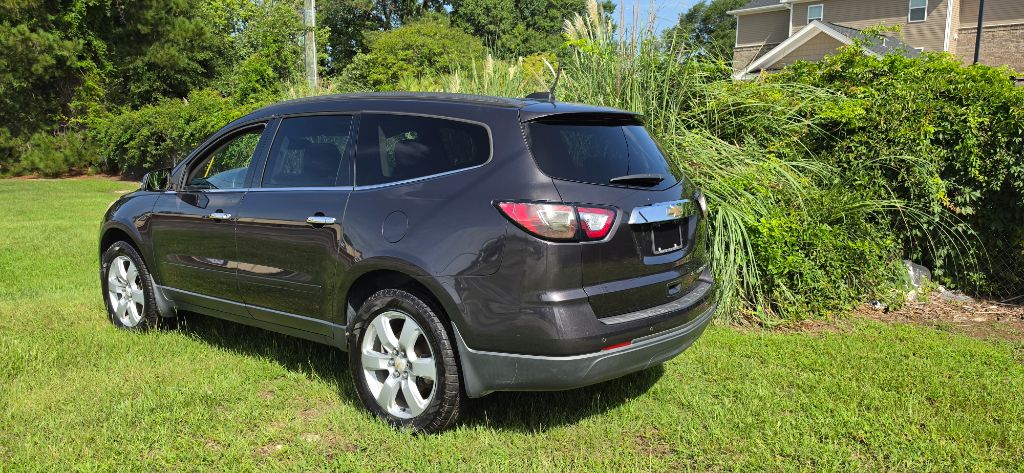 2016 Chevrolet Traverse - $6,980