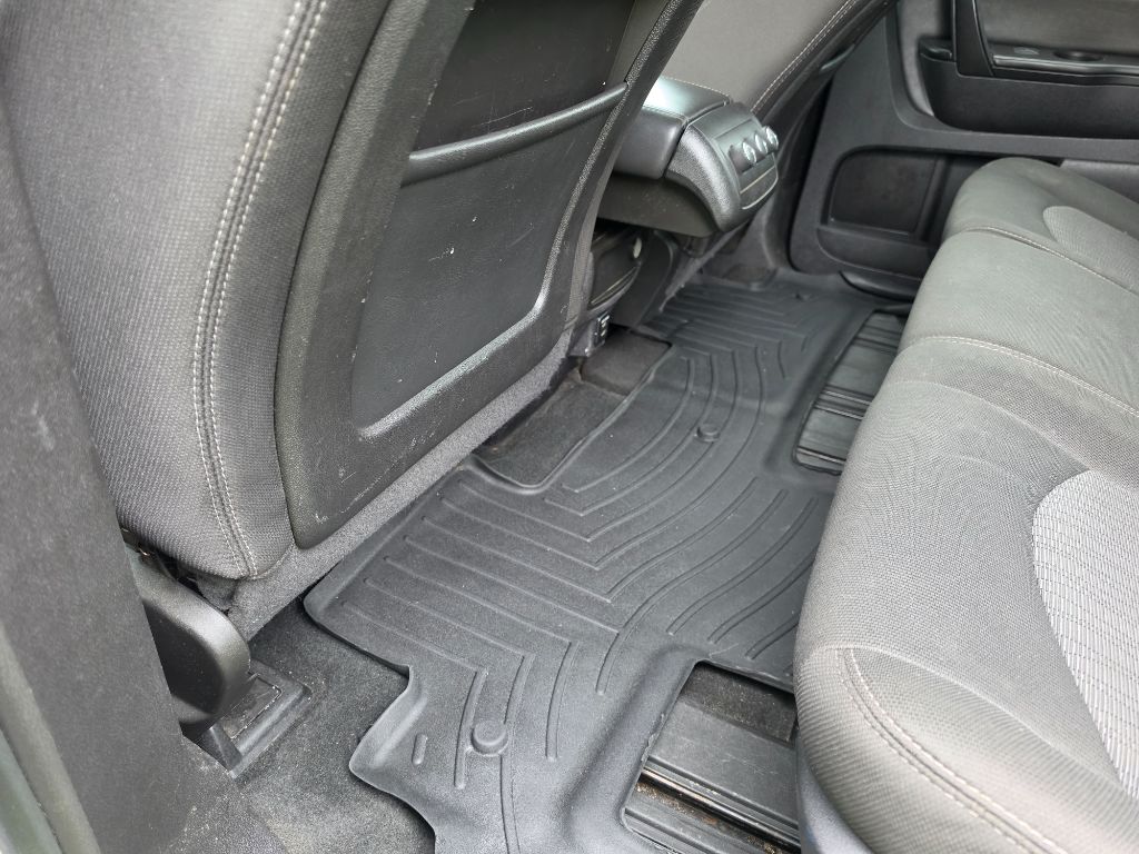 2016 Chevrolet Traverse - $5,980