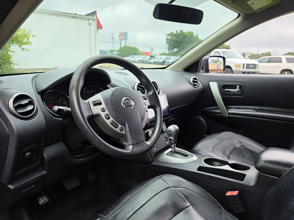 2011 Nissan Rogue - $4,500