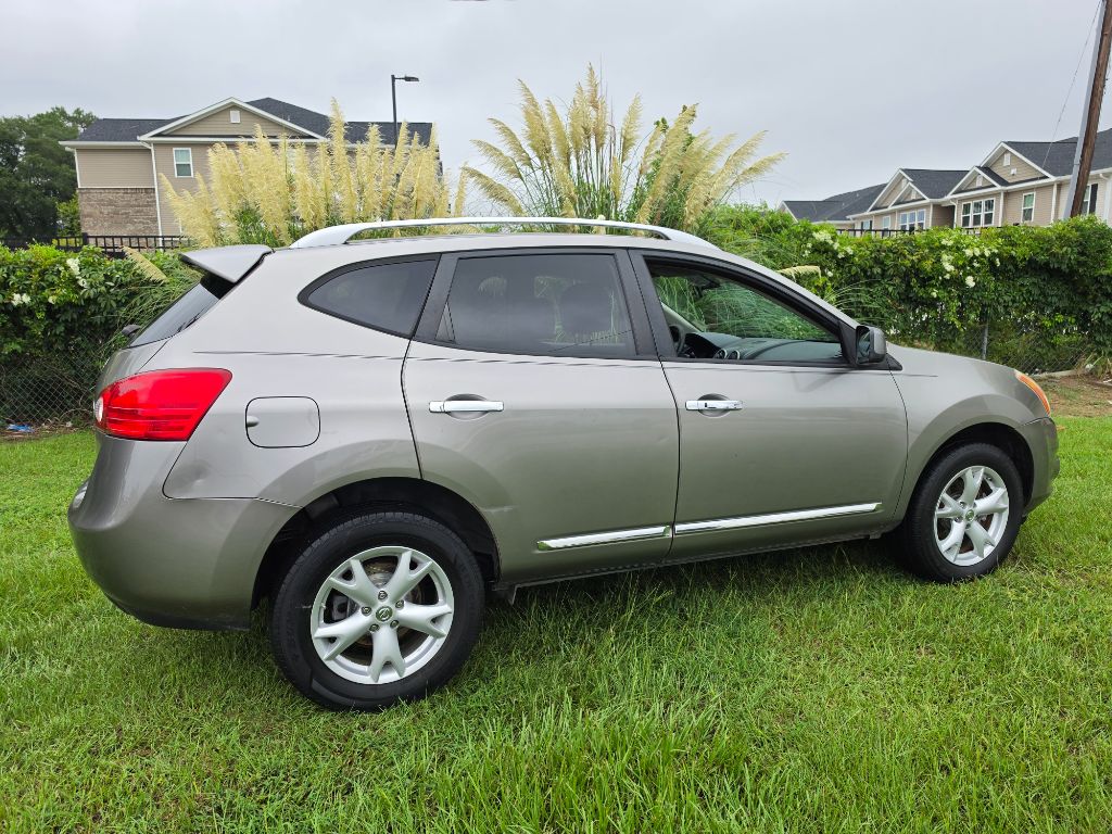 2011 Nissan Rogue - $4,500