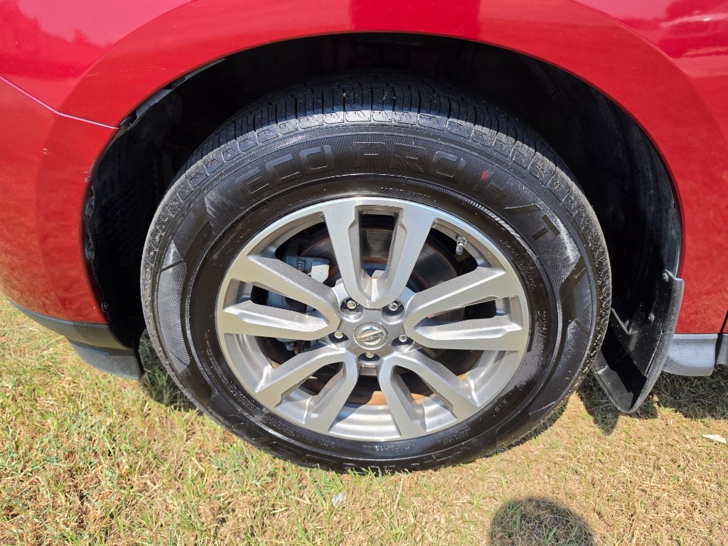 2015 Nissan Pathfinder - $5,999
