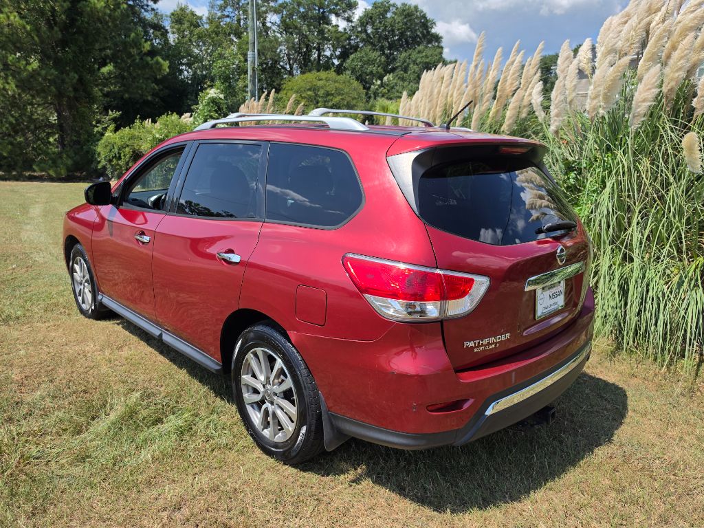 2015 Nissan Pathfinder - $5,999