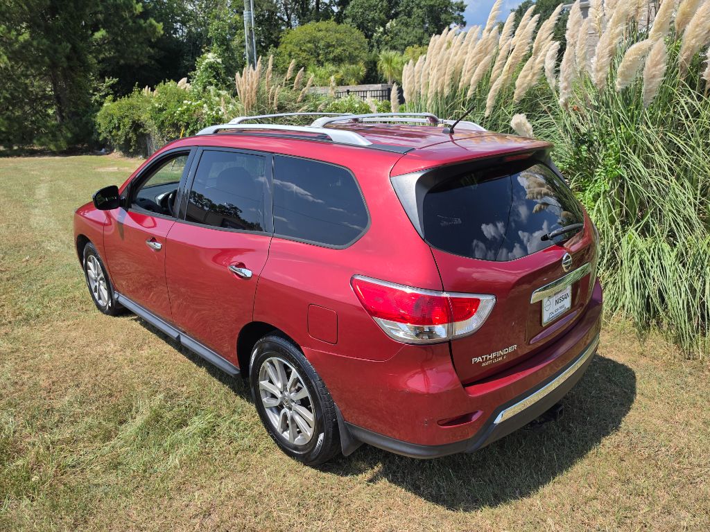 2015 Nissan Pathfinder - $5,999
