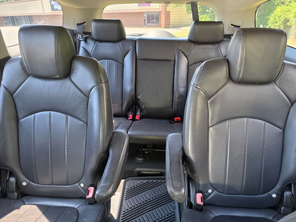 2008 Buick Enclave - $5,980