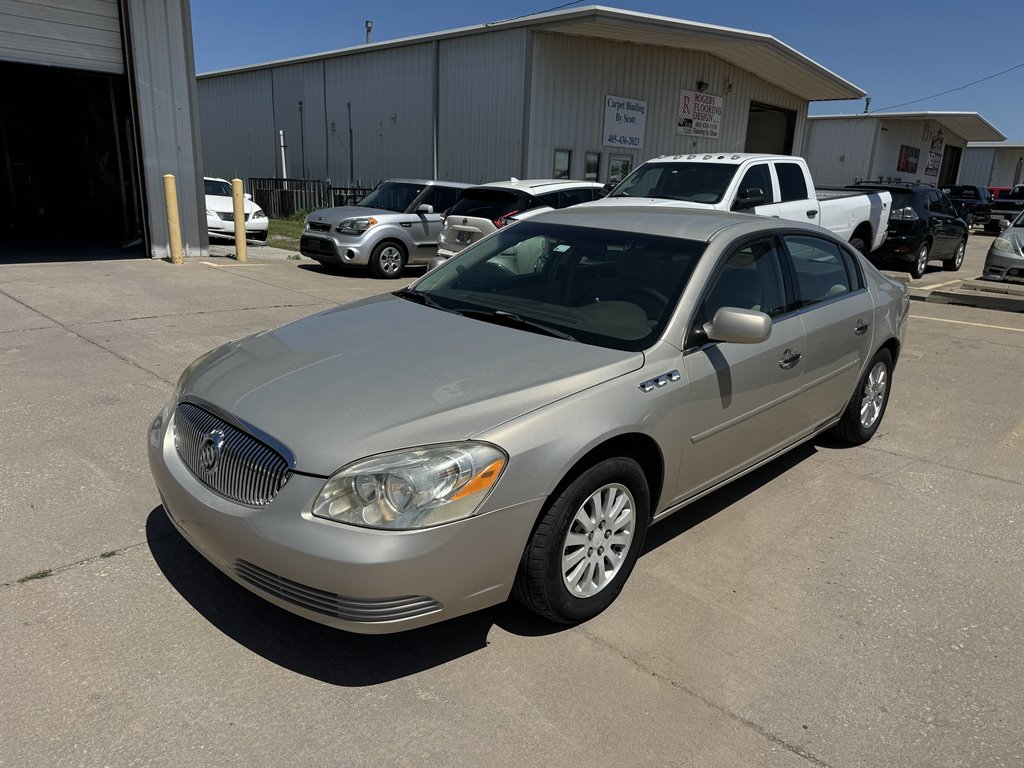 2008 Buick Lucerne CX photo