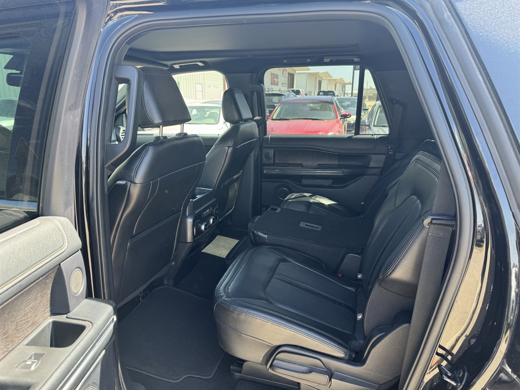 2021 Ford Expedition Max Limited photo