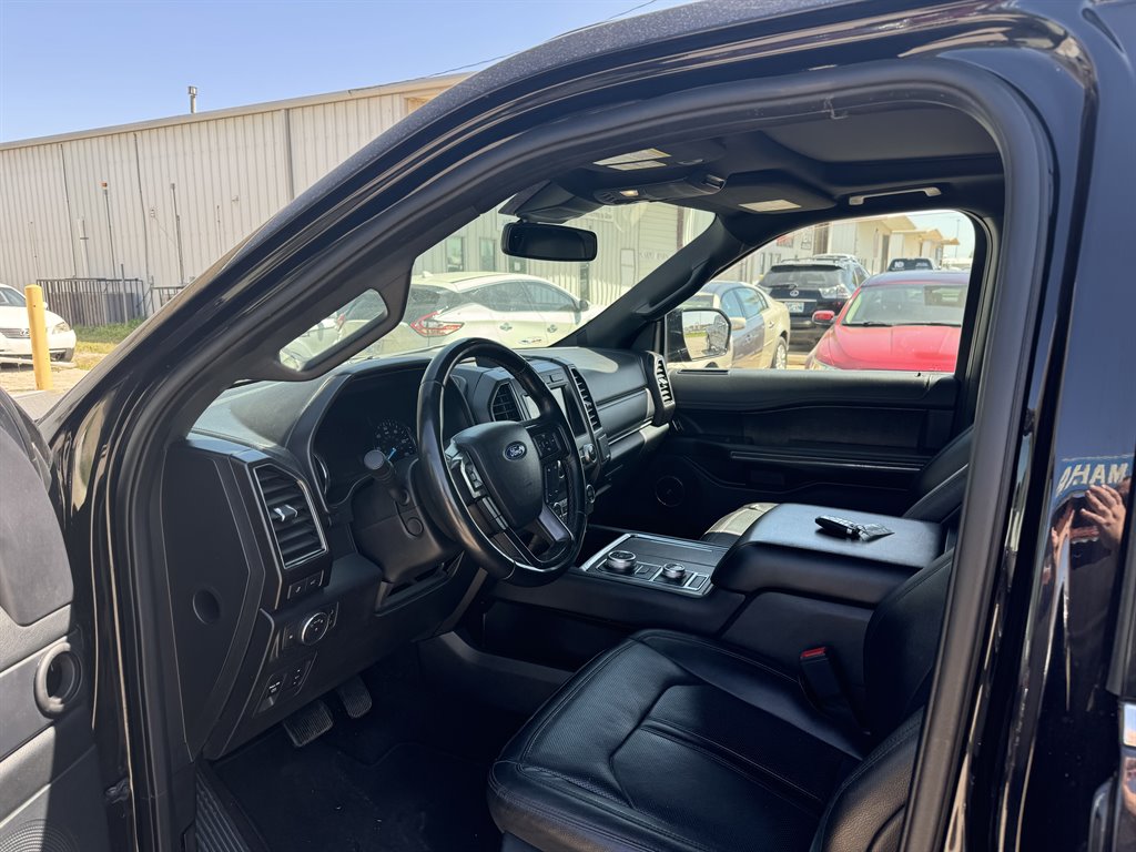 2021 Ford Expedition Max Limited photo