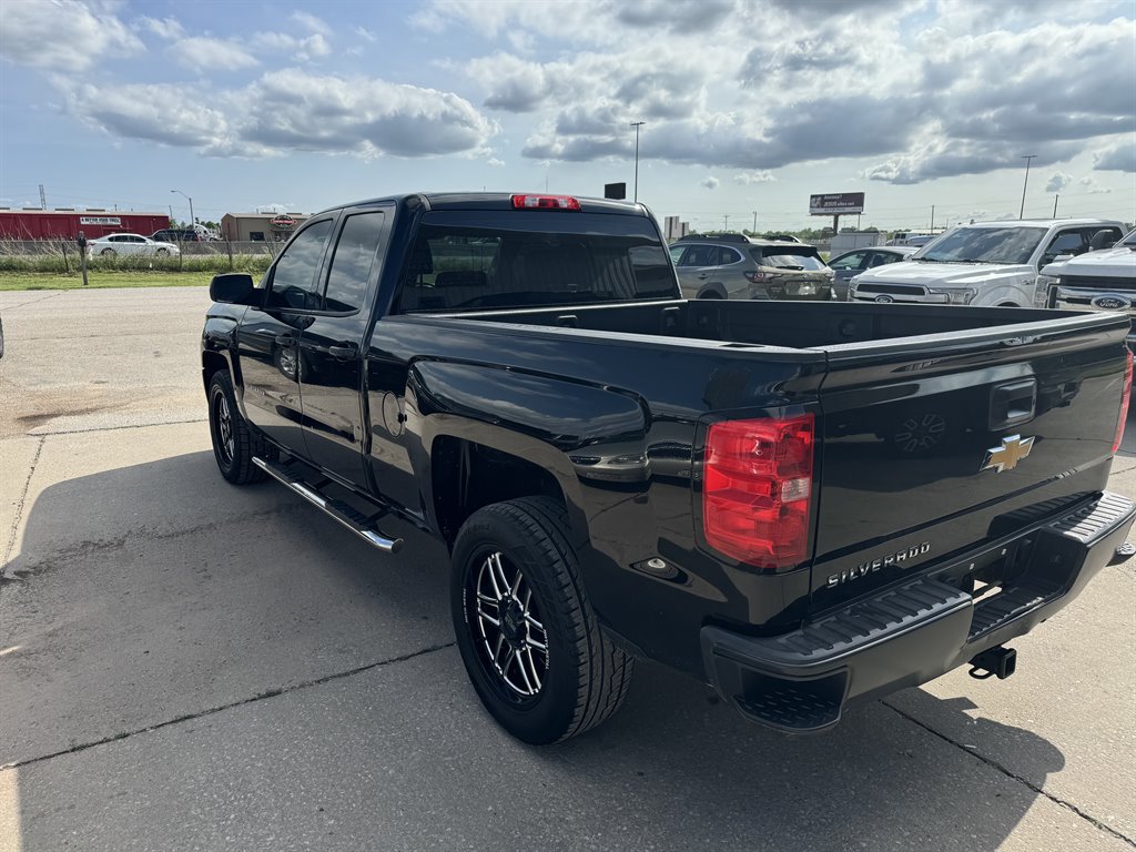 2017 Chevrolet Silverado 1500 LS photo