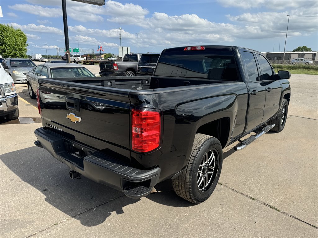 2017 Chevrolet Silverado 1500 LS photo