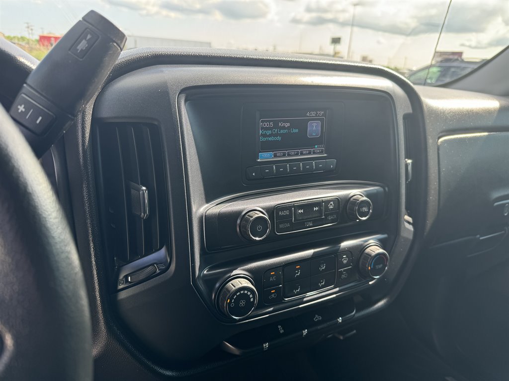 2017 Chevrolet Silverado 1500 LS photo
