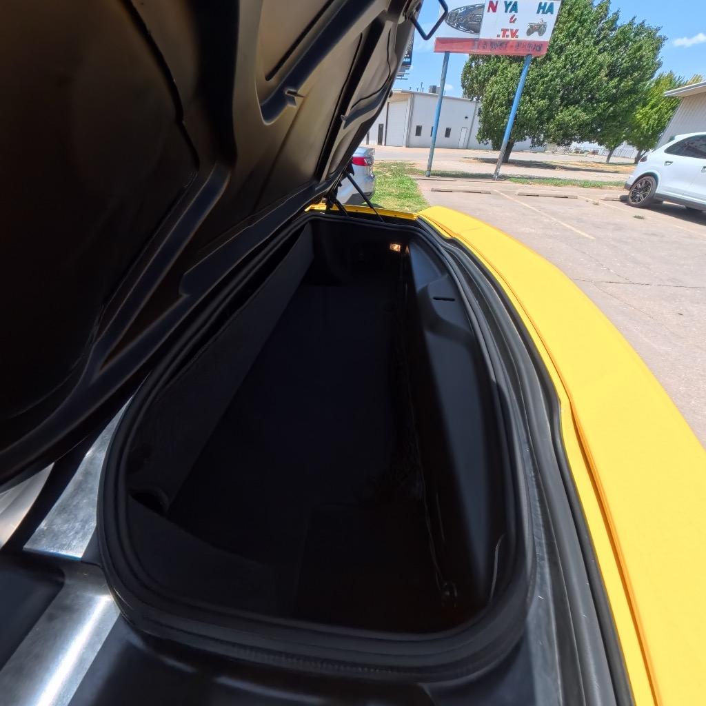 2015 Chevrolet Corvette - $49,988