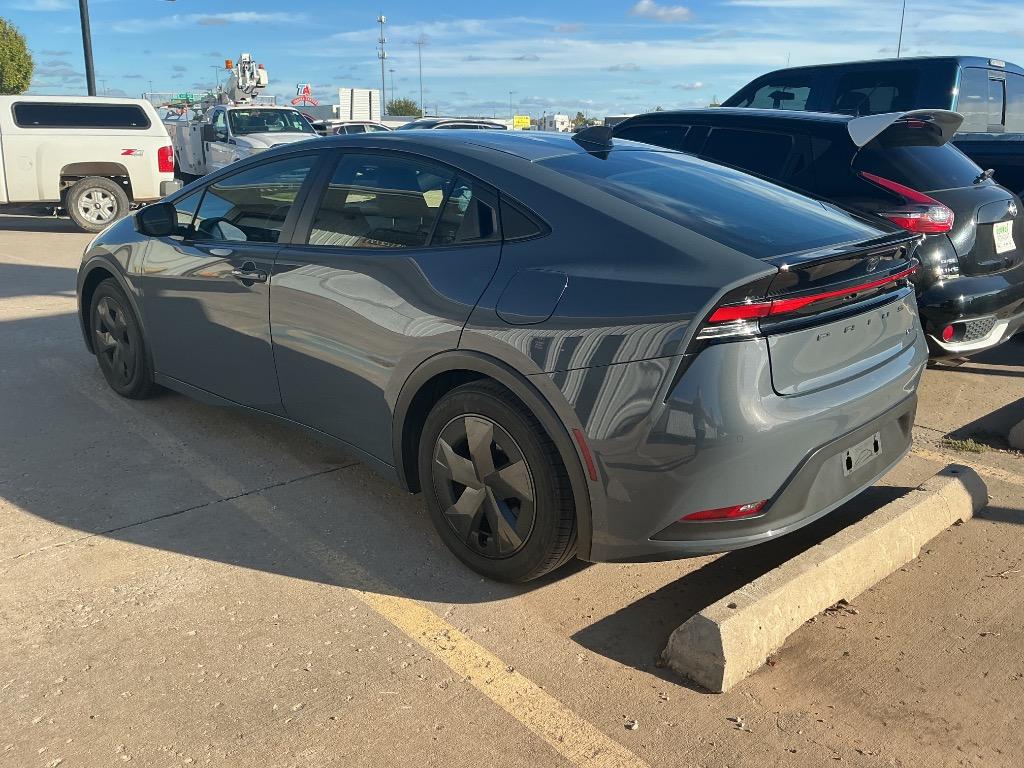 2025 Toyota Prius - $28,995
