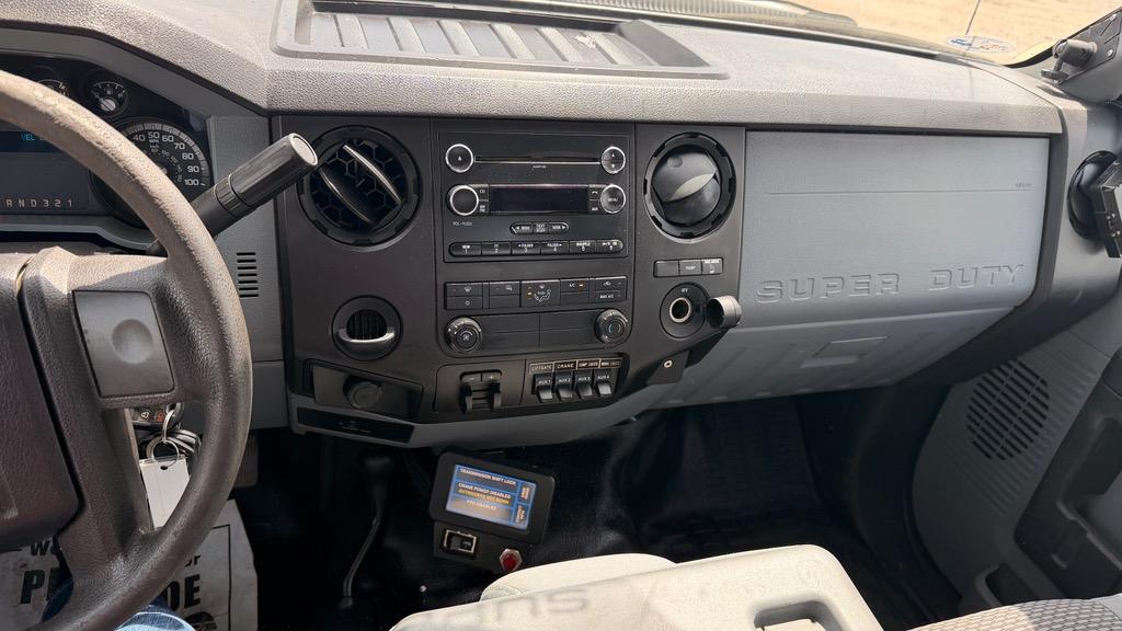2014 Ford F-550 - $34,991