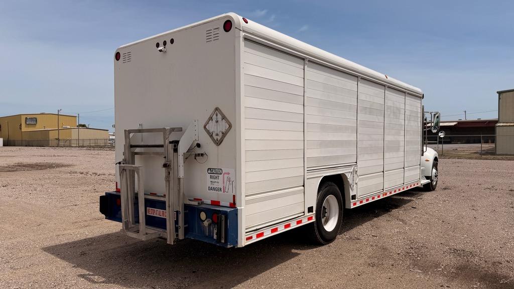 2011 PETERBILT 387 - $22,981