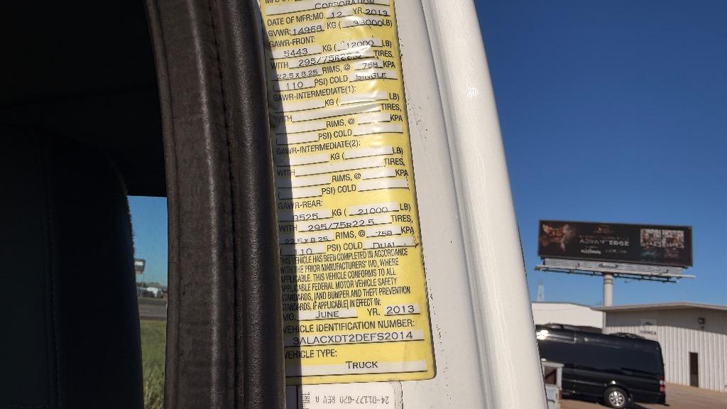 2014 Freightliner M2 - $25,857