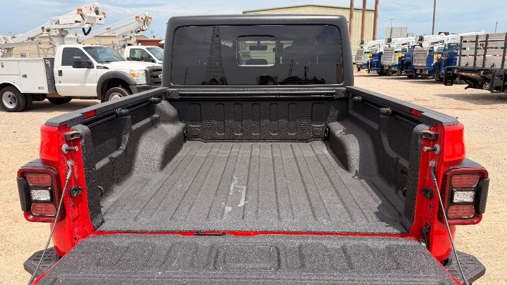 2022 Jeep Gladiator - $49,995