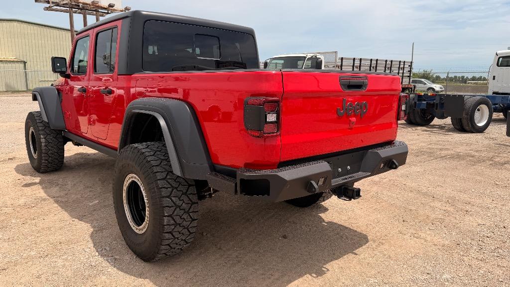 2022 Jeep Gladiator - $49,995
