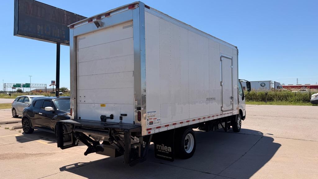 2019 Hino 195