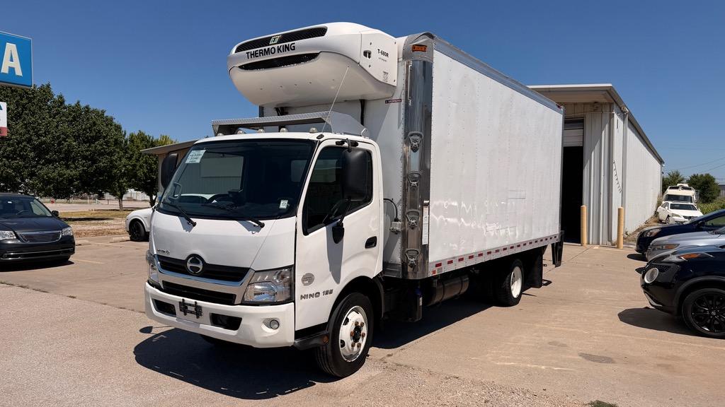 2019 Hino 195