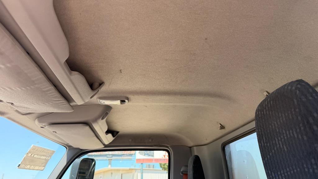 2019 Hino 195