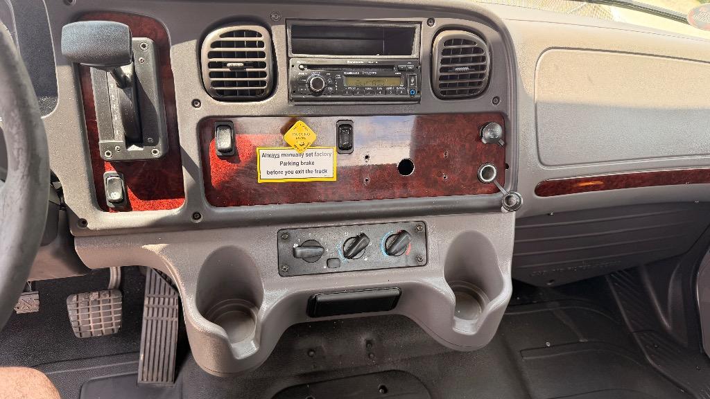 2016 Freightliner S2g Conventional Full Cab And Chassis - $28,991
