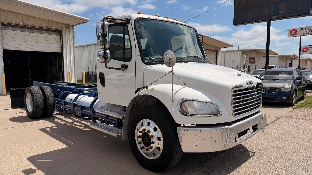 2016 Freightliner S2g Conventional Full Cab And Chassis - $28,991