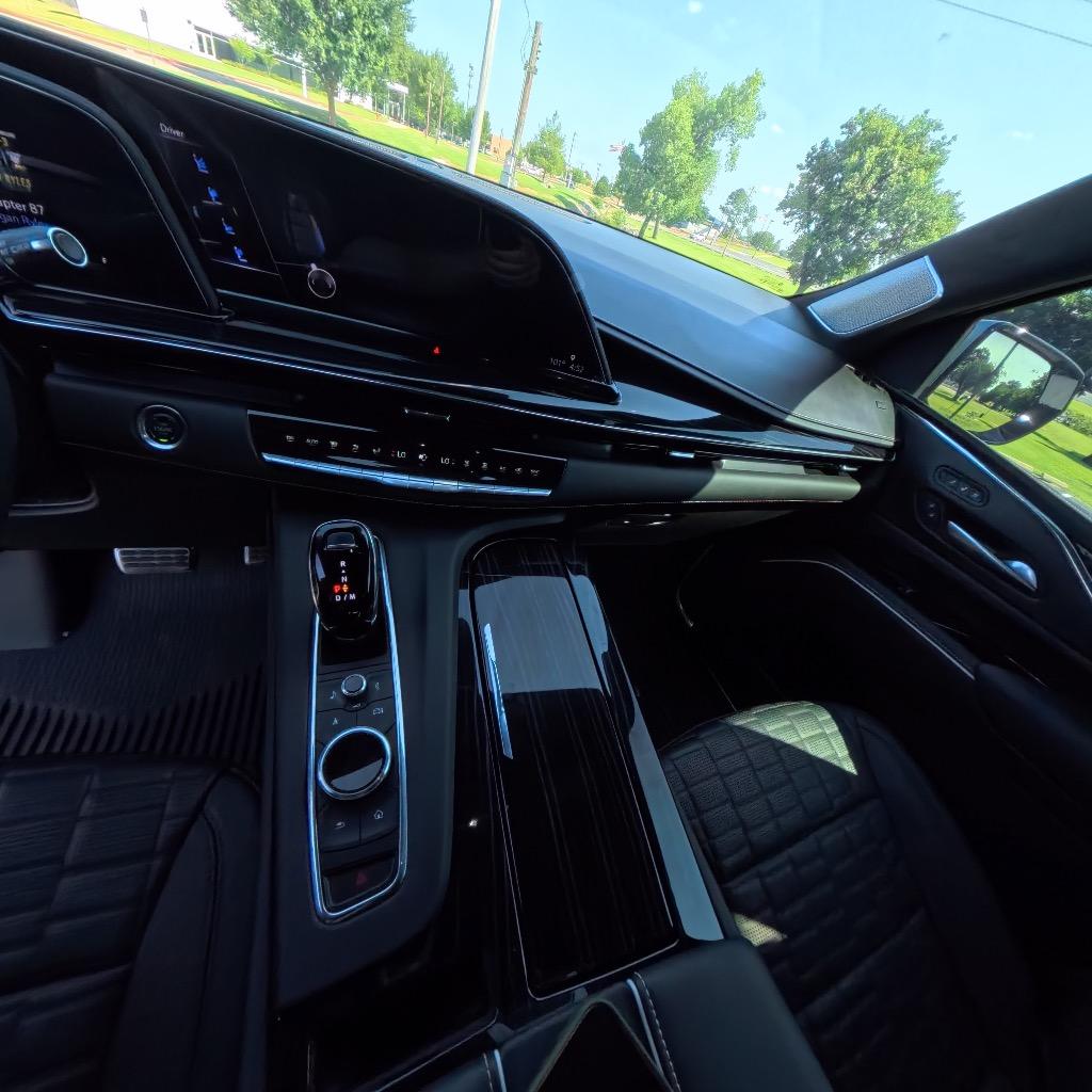 2024 Cadillac Escalade - $131,995