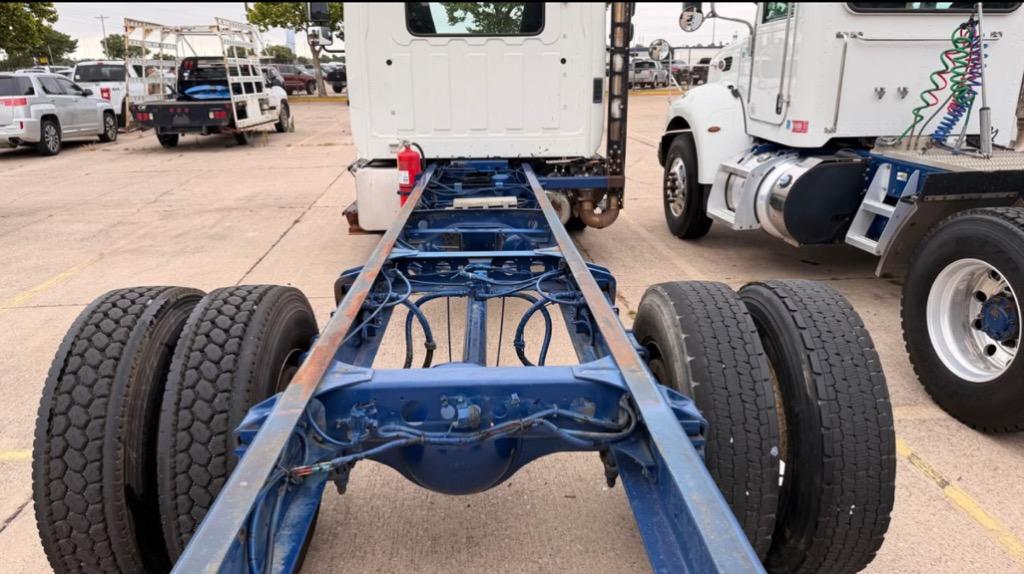 2014 Hino Conventional Type Truck - $19,995