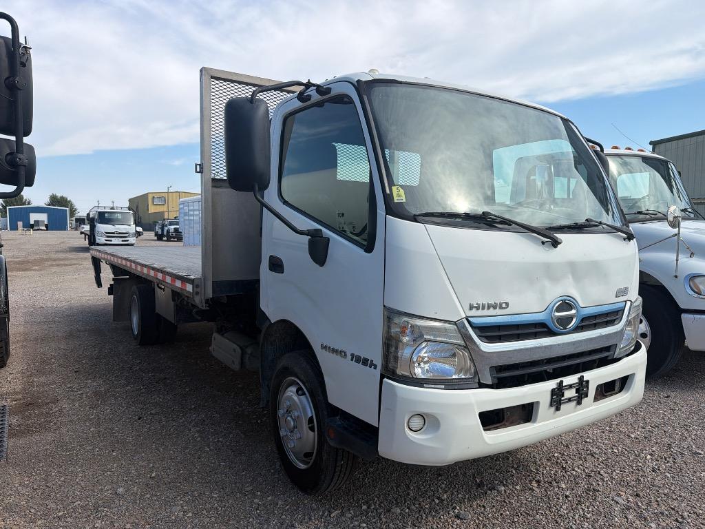 2016 Hino Xjc740 / Xfc740 - $18,980