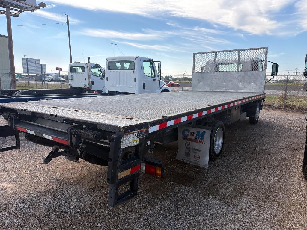 2016 Hino Xjc740 / Xfc740 - $18,980