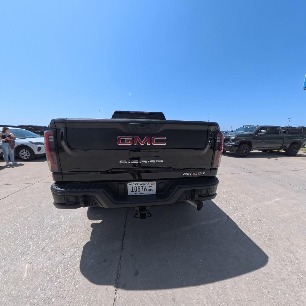 2025 GMC Sierra 2500 - $104,652