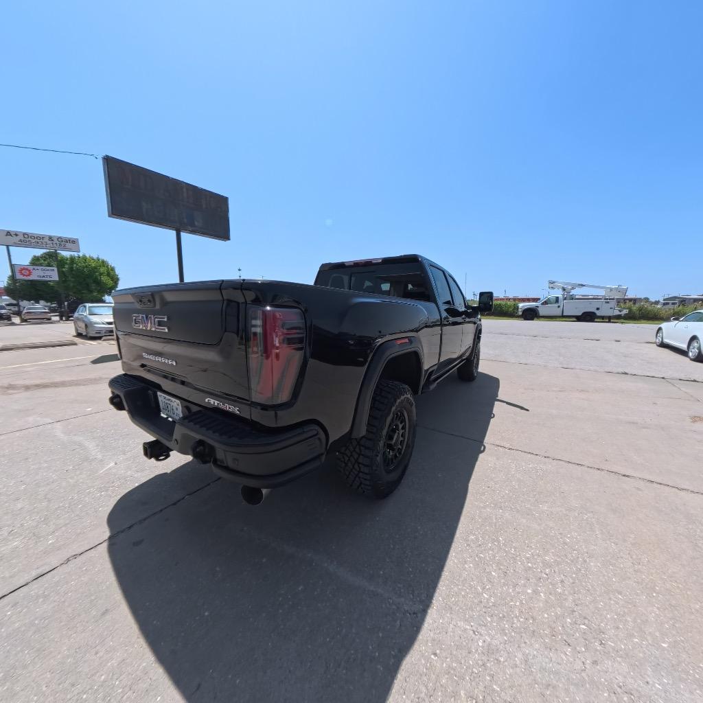 2025 GMC Sierra 2500 - $104,652