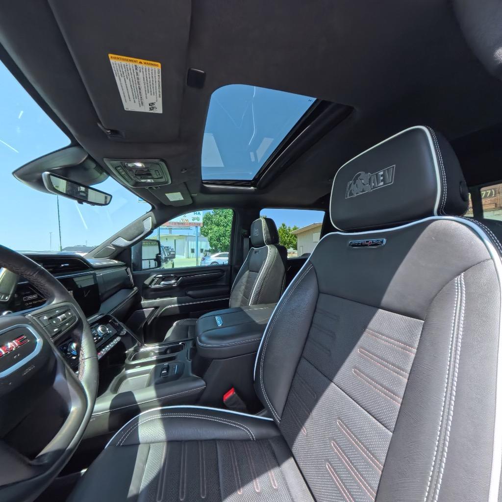 2025 GMC Sierra 2500 - $104,652