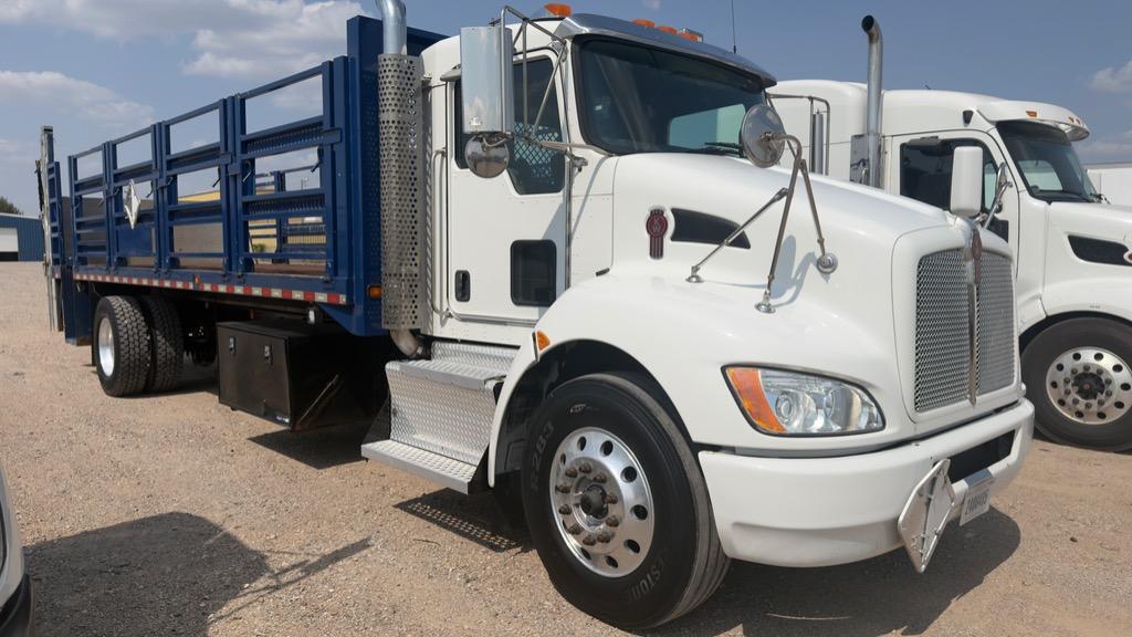 2016 Kenworth T3 Series - $65,959