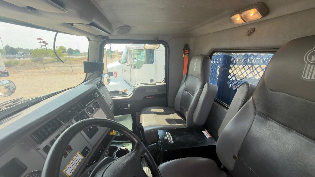2016 Kenworth T3 Series - $65,959