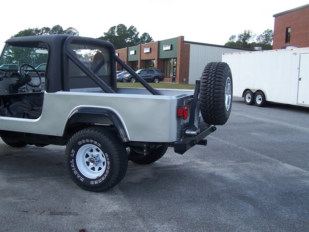 1984 Jeep Cj-8 Scrambler - $30,000
