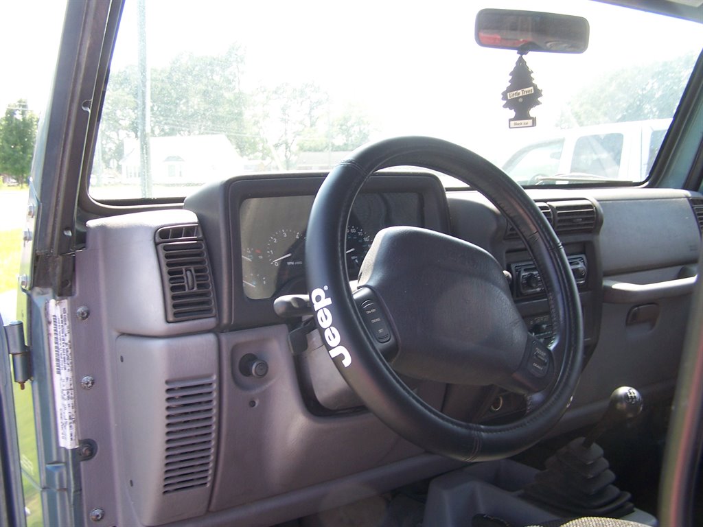 1998 Jeep Wrangler - $7,000