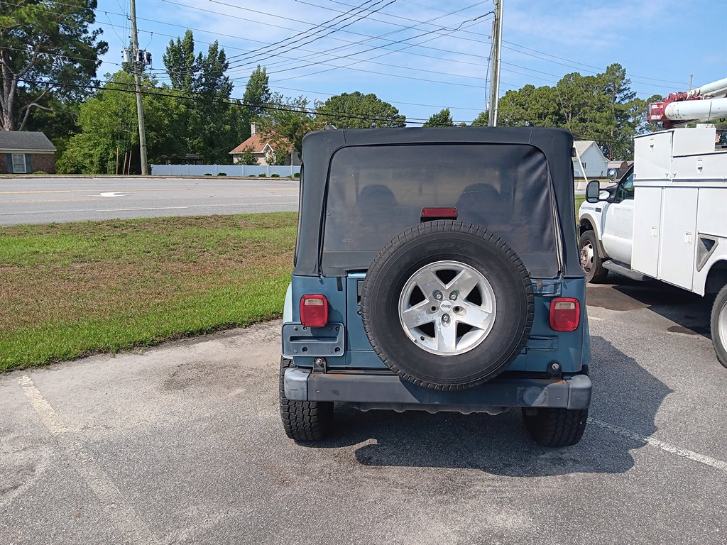1998 Jeep Wrangler - $7,000